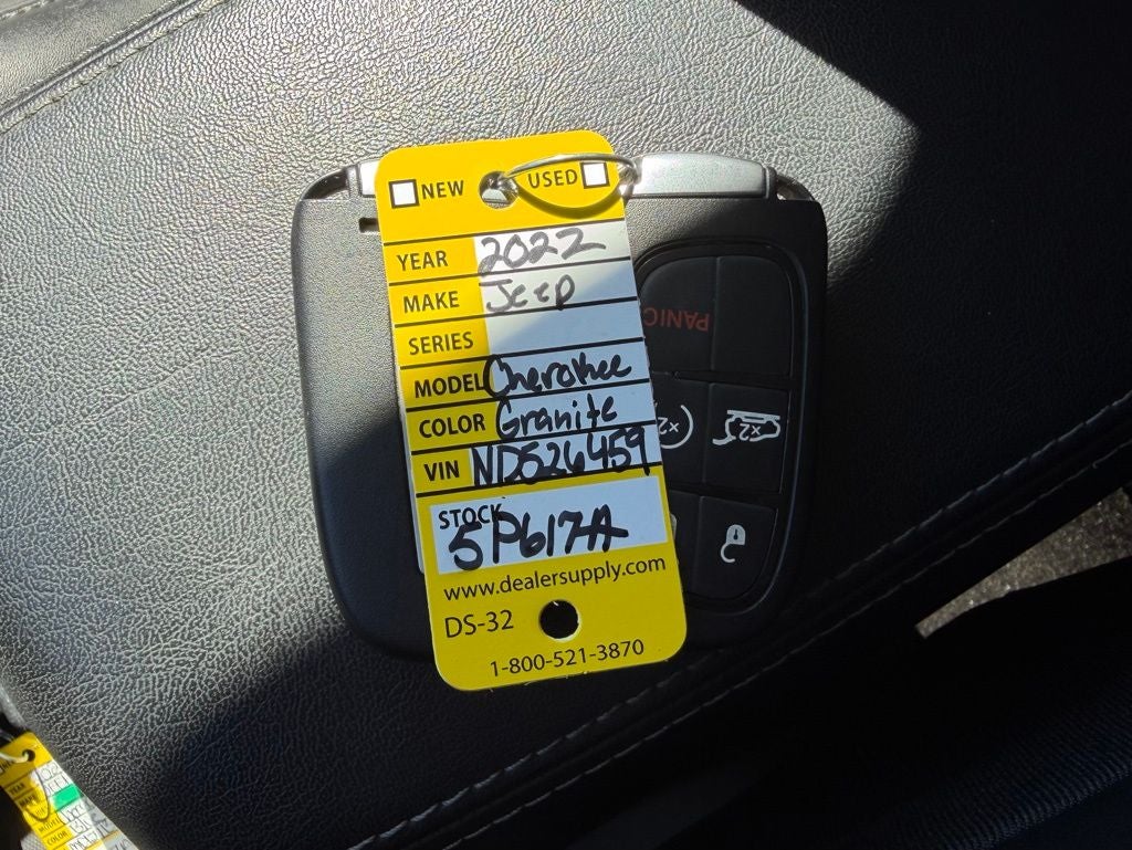 2022 Jeep Cherokee Latitude Lux 4x4