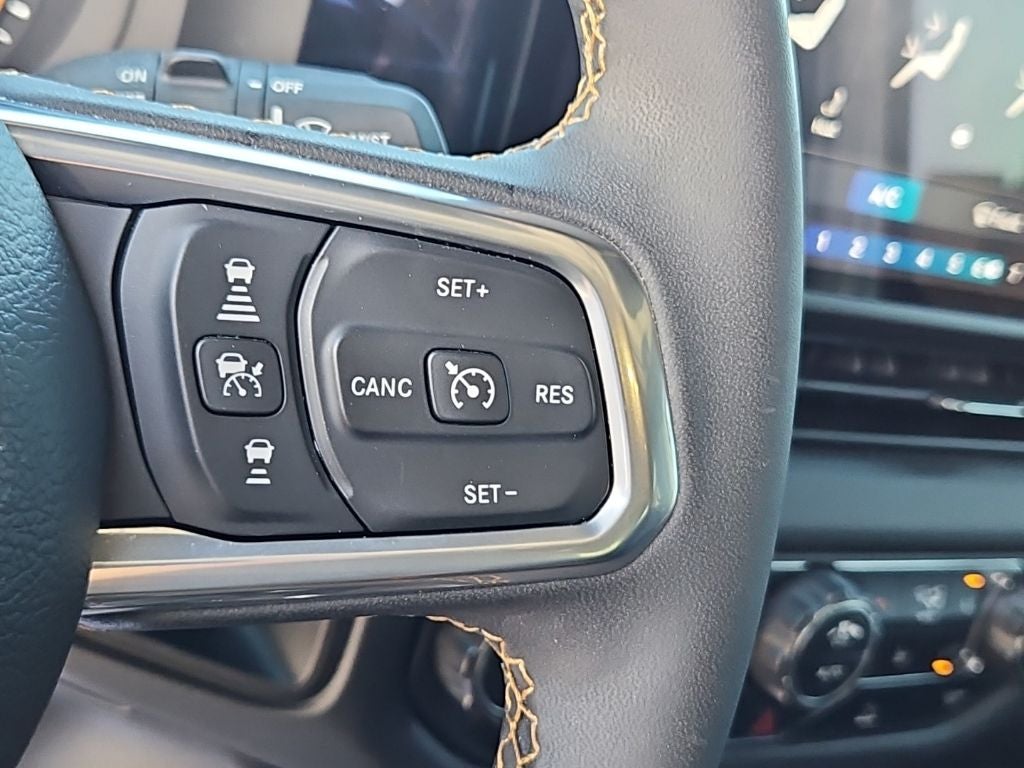 2024 Jeep Wrangler 4-Door Sahara 4x4