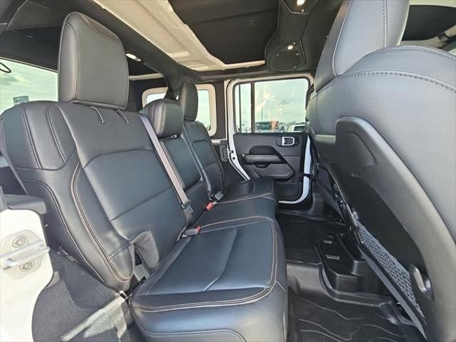 2024 Jeep Wrangler 4-Door Sahara 4x4