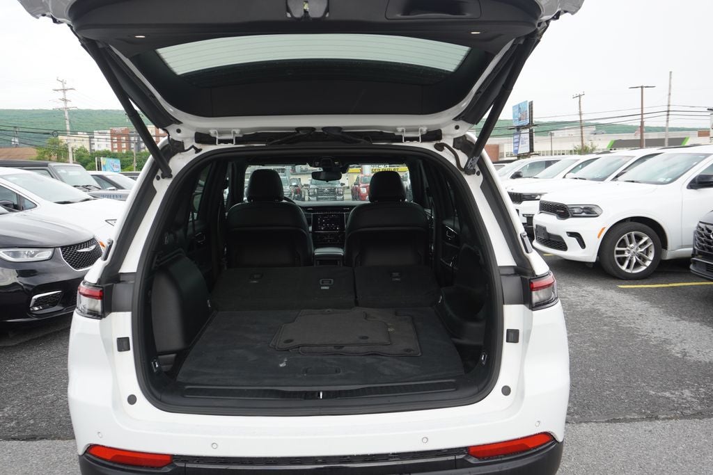 2023 Jeep Grand Cherokee Altitude 4x4