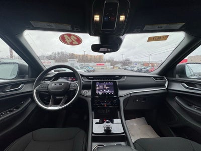 2024 Jeep Grand Cherokee Laredo 4x4