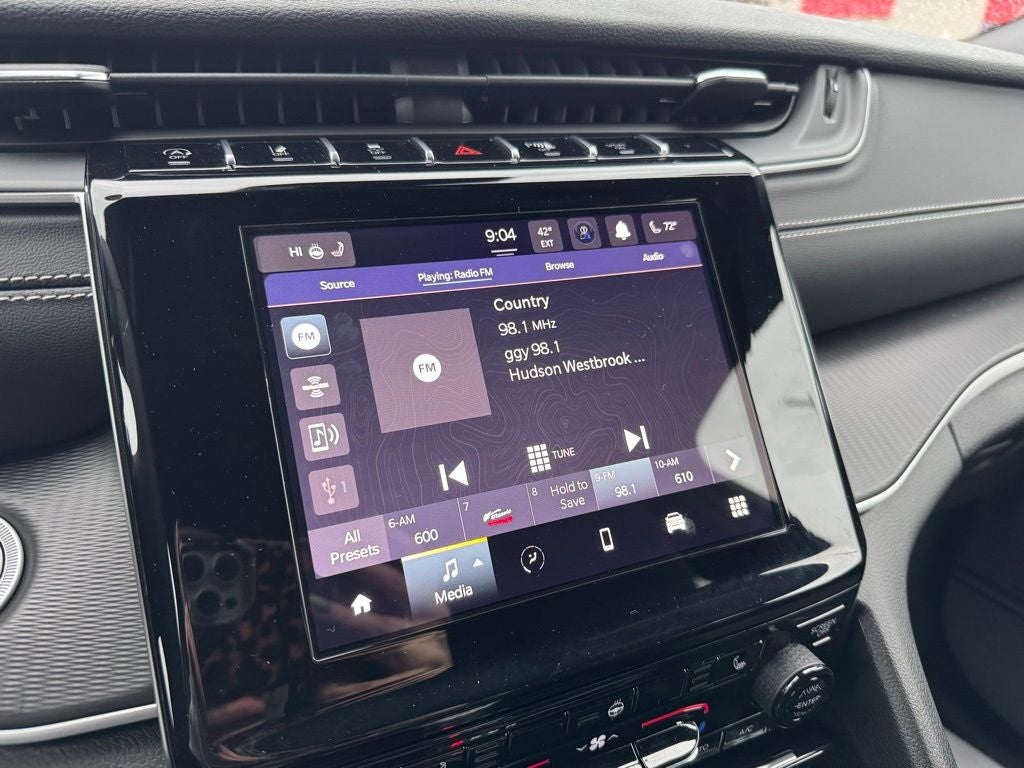 2024 Jeep Grand Cherokee Laredo 4x4