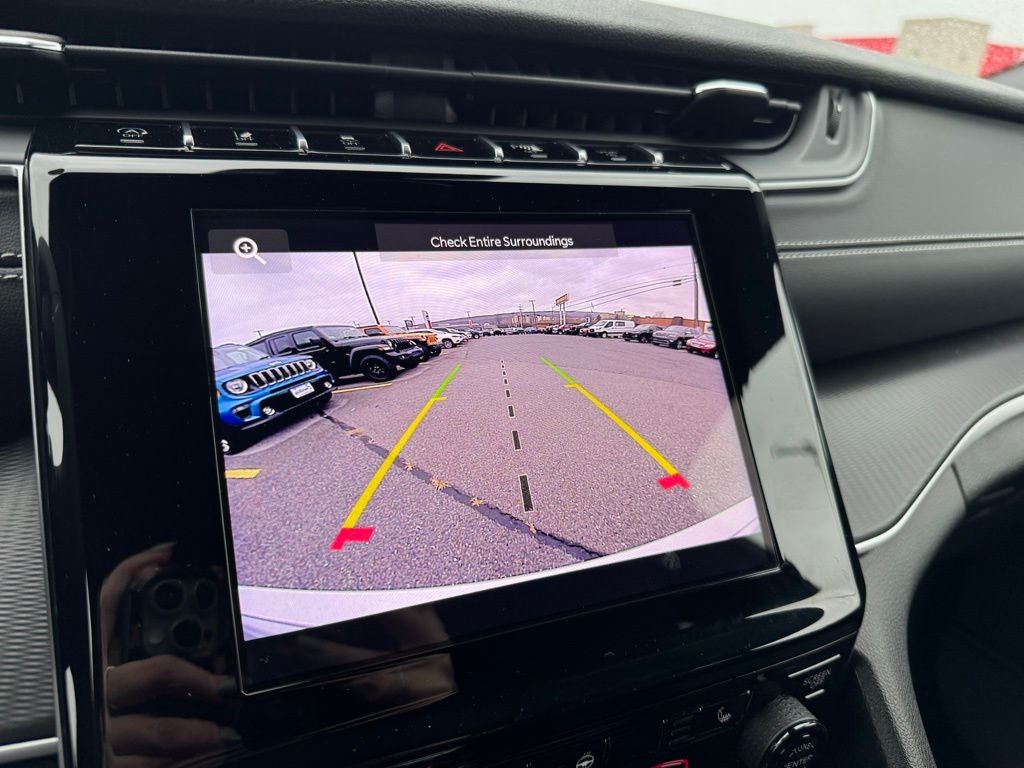 2024 Jeep Grand Cherokee Laredo 4x4