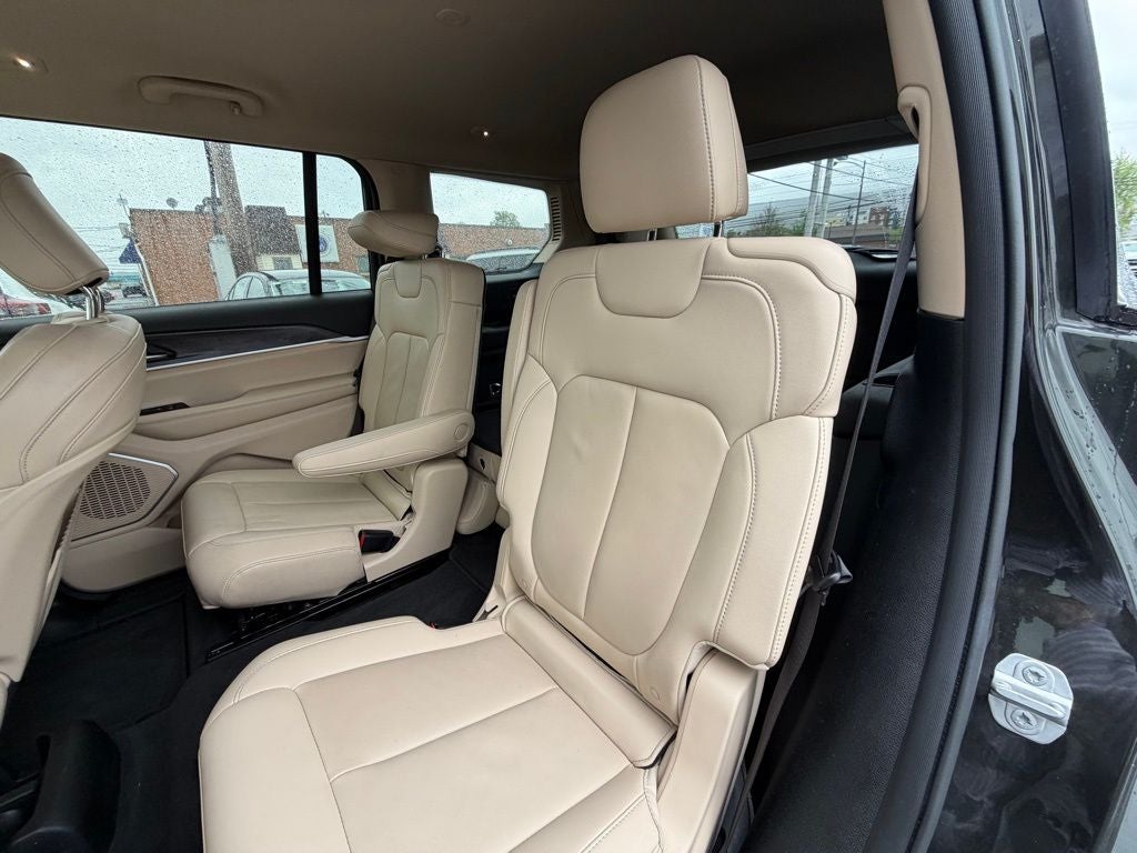 2022 Jeep Grand Cherokee L Limited 4x4