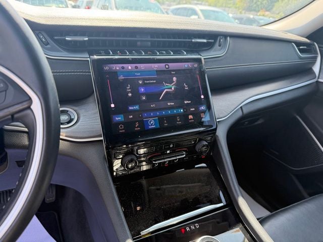 2022 Jeep Grand Cherokee L Limited 4x4