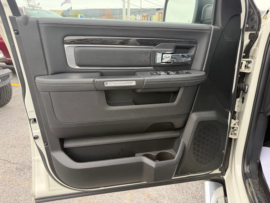 2018 RAM 1500 Limited Crew Cab 4x4 5'7' Box