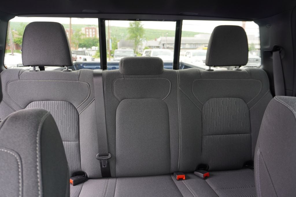 2024 RAM 1500 Tradesman Quad Cab 4x4 6'4' Box