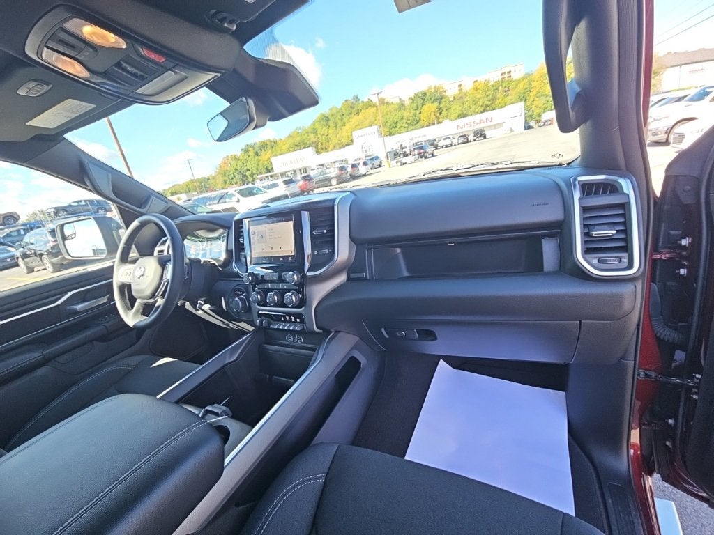 2025 RAM 1500 Big Horn Crew Cab 4x4 5'7' Box