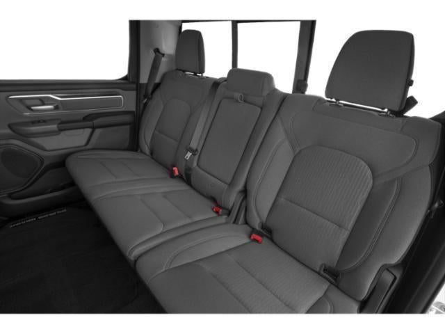 2020 RAM 1500 Big Horn Crew Cab 4x4 5'7' Box