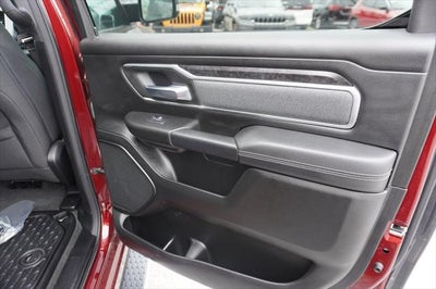 2022 RAM 1500 Big Horn Crew Cab 4x4 5'7' Box