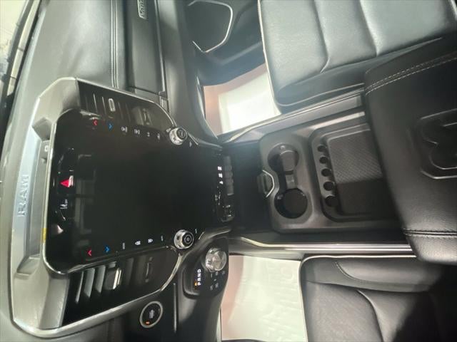2025 RAM 1500 Laramie Crew Cab 4x4 5'7' Box