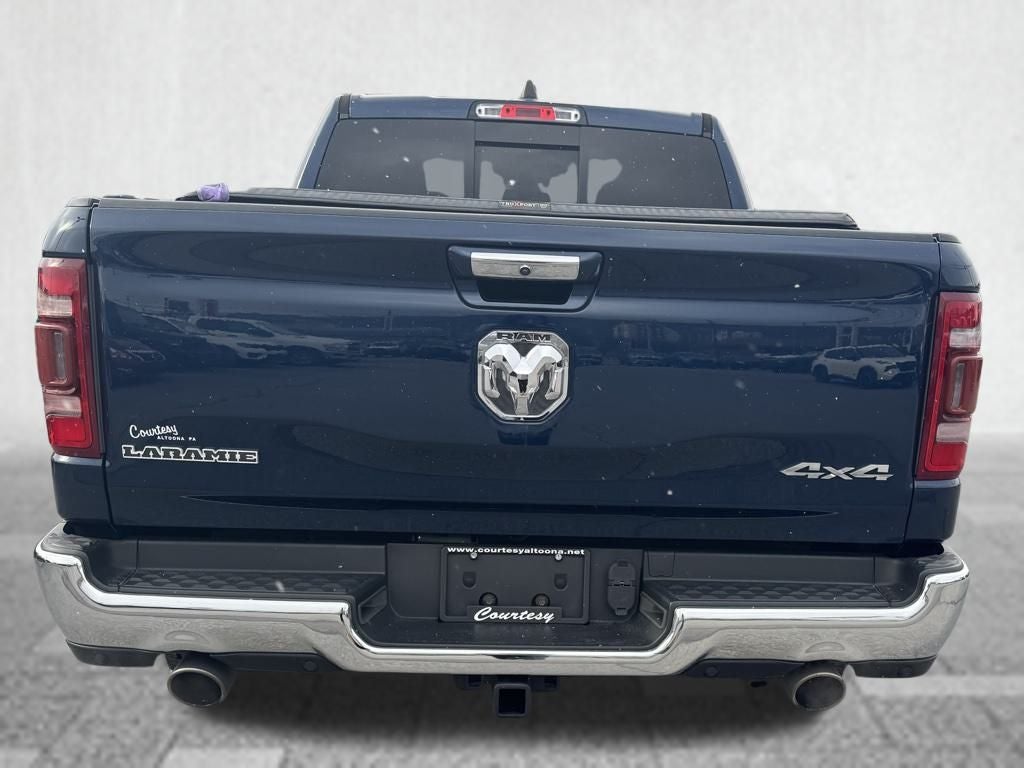 2020 RAM 1500 Laramie Crew Cab 4x4 5'7' Box