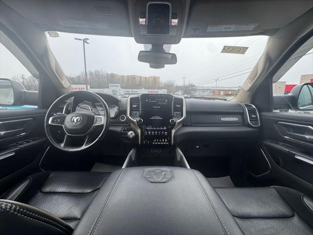 2020 RAM 1500 Laramie Crew Cab 4x4 5'7' Box