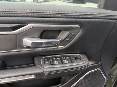 2021 RAM 1500 Laramie Crew Cab 4x4 5'7' Box