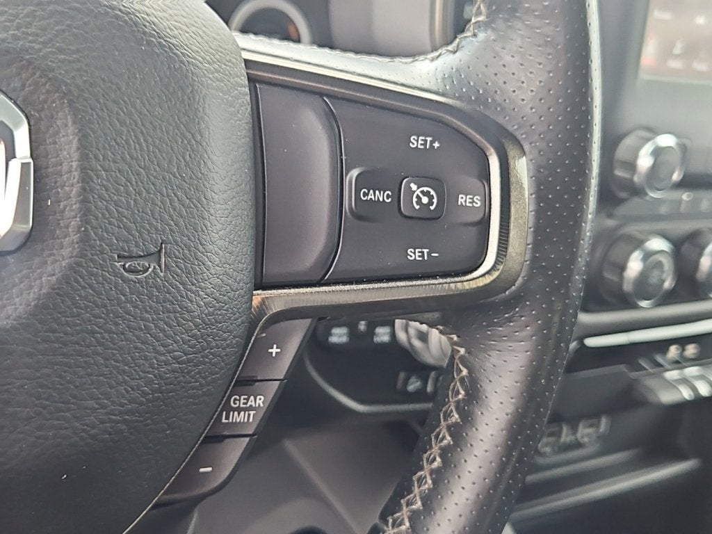 2020 RAM 1500 Rebel Crew Cab 4x4 5'7' Box
