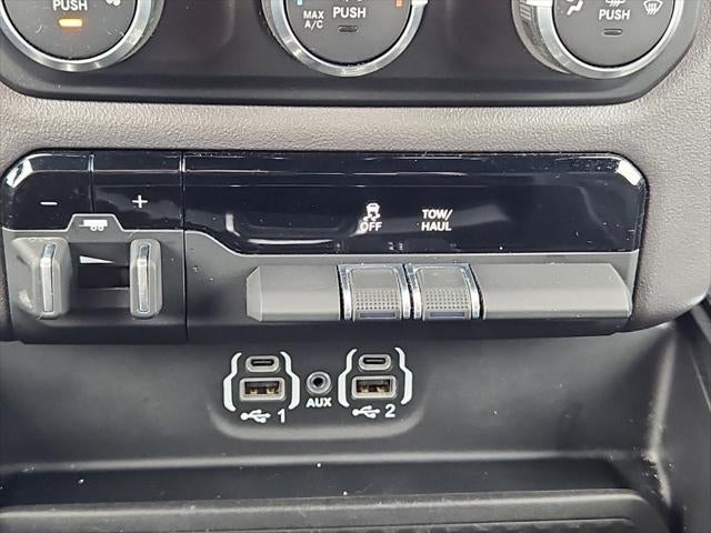 2023 RAM 1500 Big Horn Crew Cab 4x4 6'4' Box