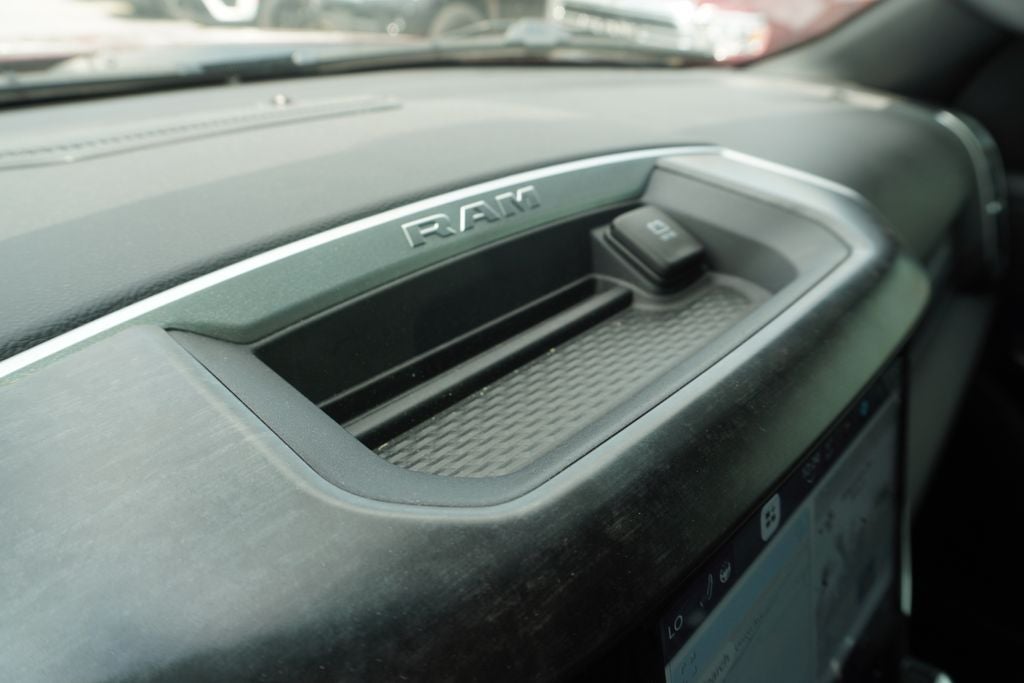 2022 RAM 1500 Big Horn Crew Cab 4x4 6'4' Box