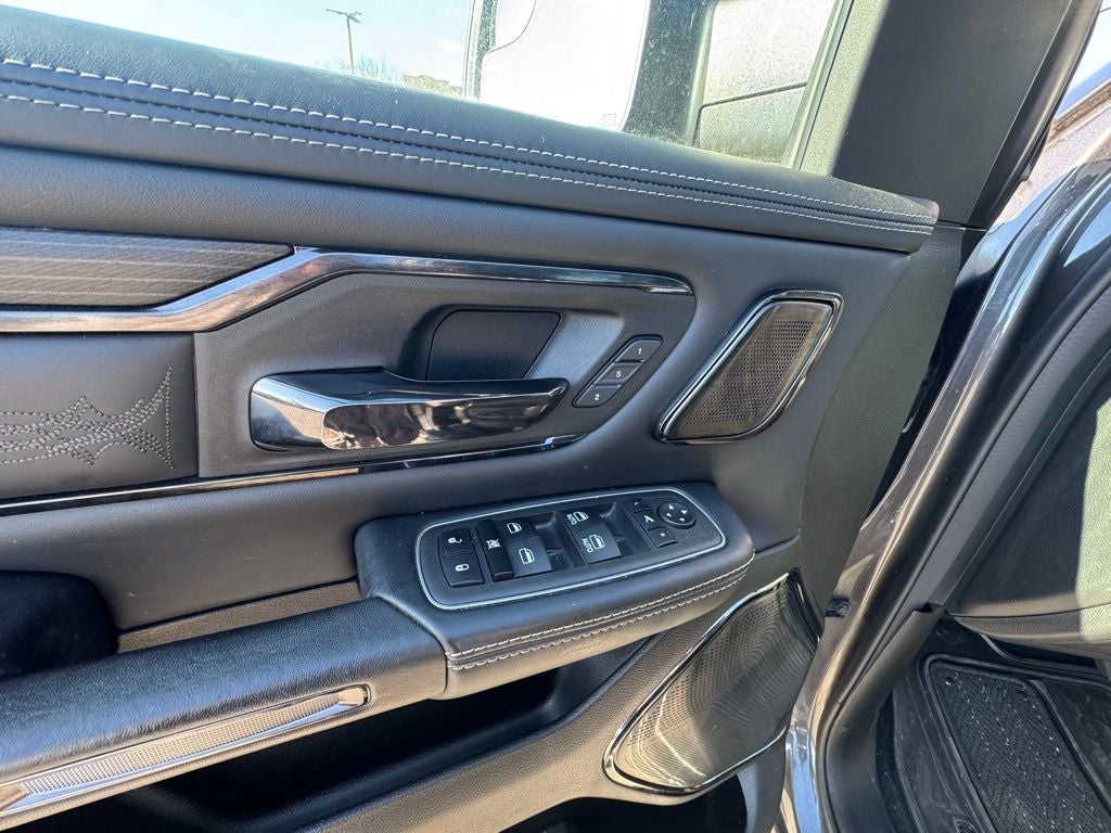 2023 RAM 1500 Limited Crew Cab 4x4 6'4' Box