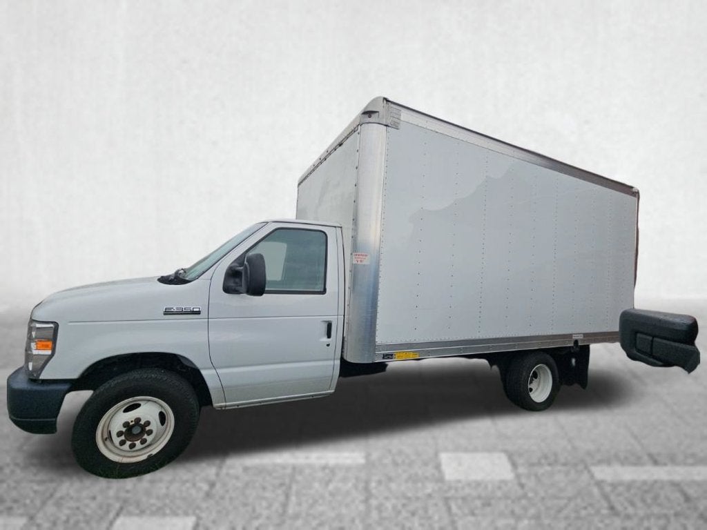 2019 Ford E-350 Cutaway Base Cutaway