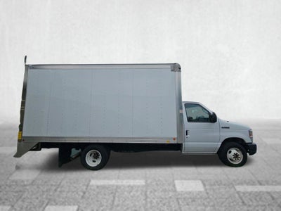 2019 Ford E-350 Cutaway Base Cutaway