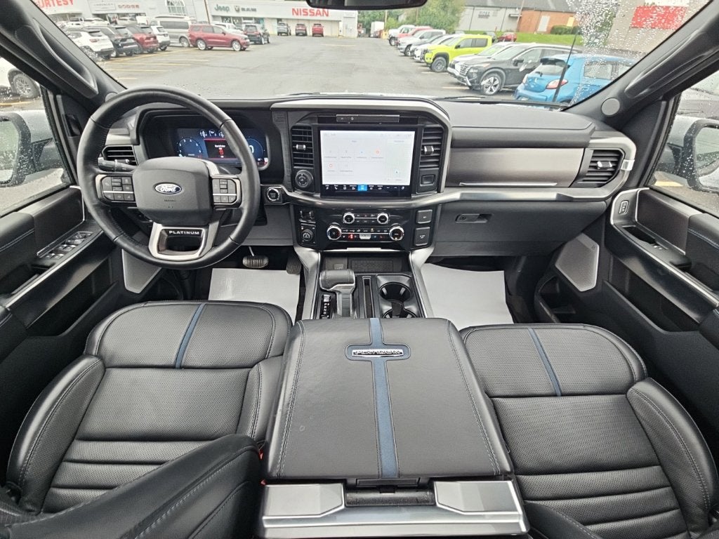2025 Ford F-150 Platinum