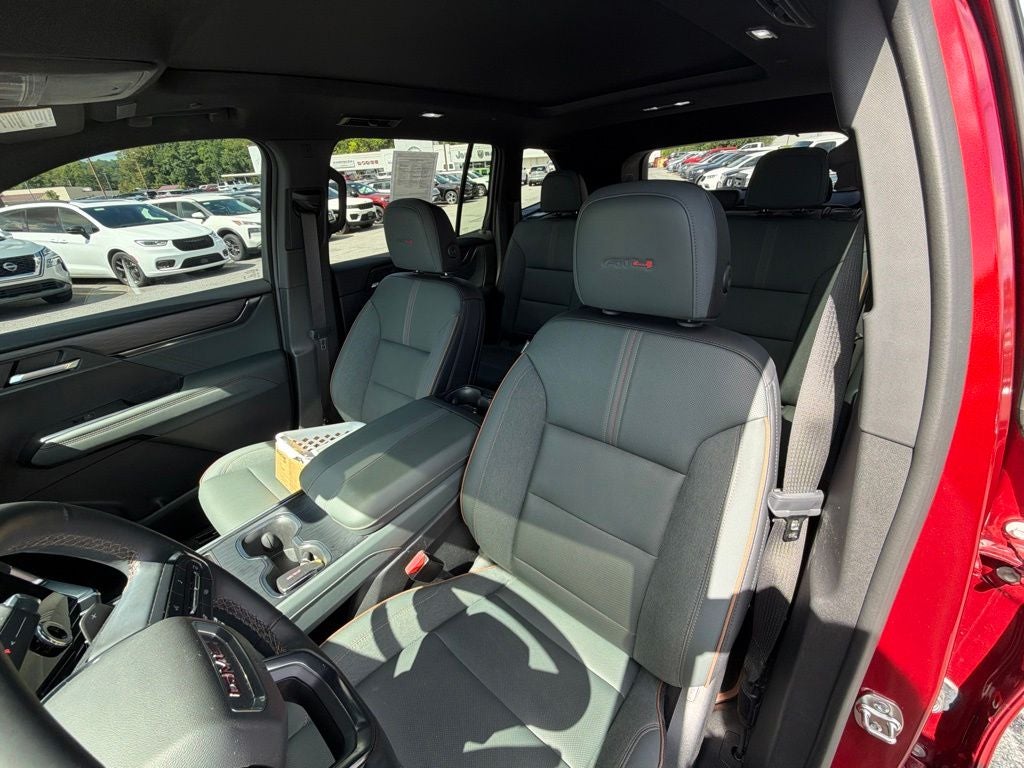 2024 GMC Acadia AWD AT4