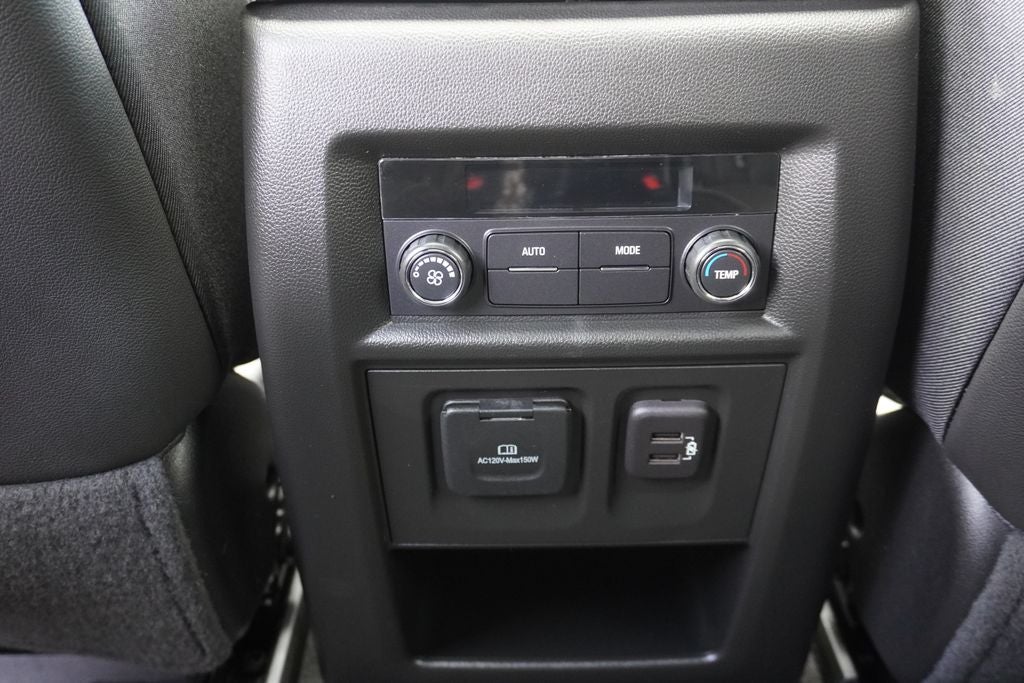 2023 Chevrolet Traverse AWD RS