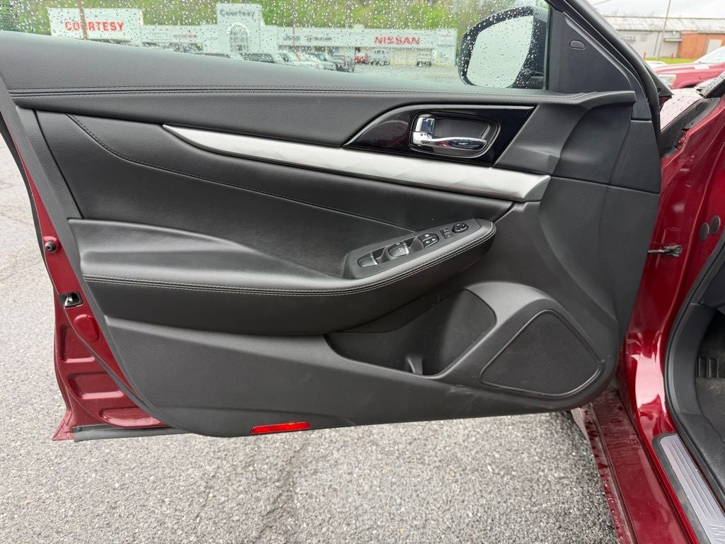 2021 Nissan Maxima SV Xtronic CVT