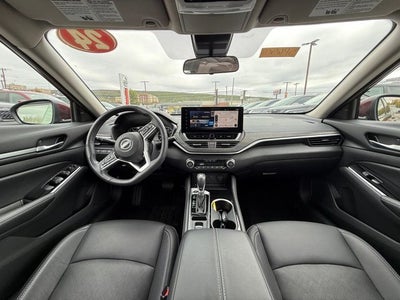 2024 Nissan Altima SL FWD