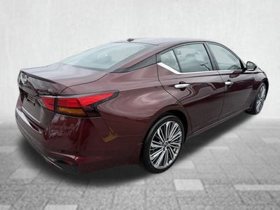 2024 Nissan Altima SL FWD