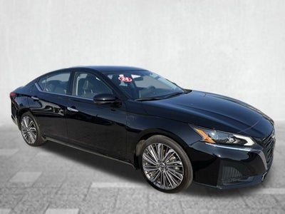 2024 Nissan Altima SL FWD