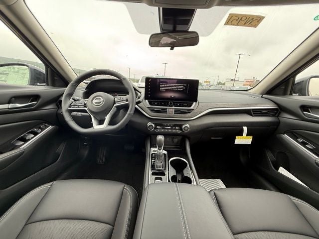 2025 Nissan Altima SL FWD