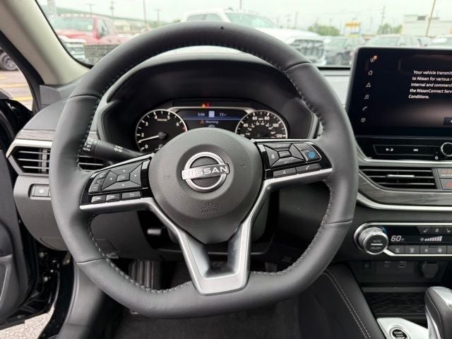 2025 Nissan Altima SL FWD