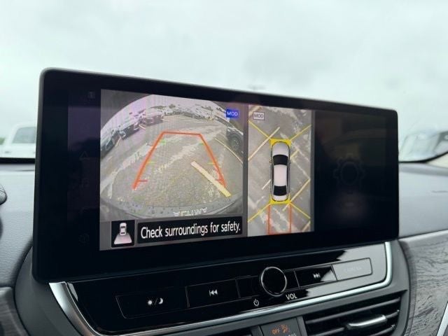 2025 Nissan Altima SL FWD