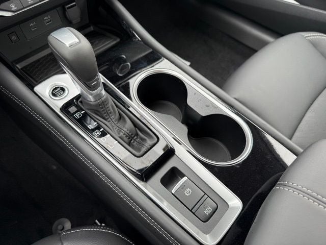 2025 Nissan Altima SL FWD