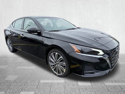 2025 Nissan Altima SL FWD