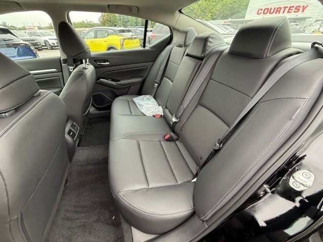 2025 Nissan Altima SL FWD