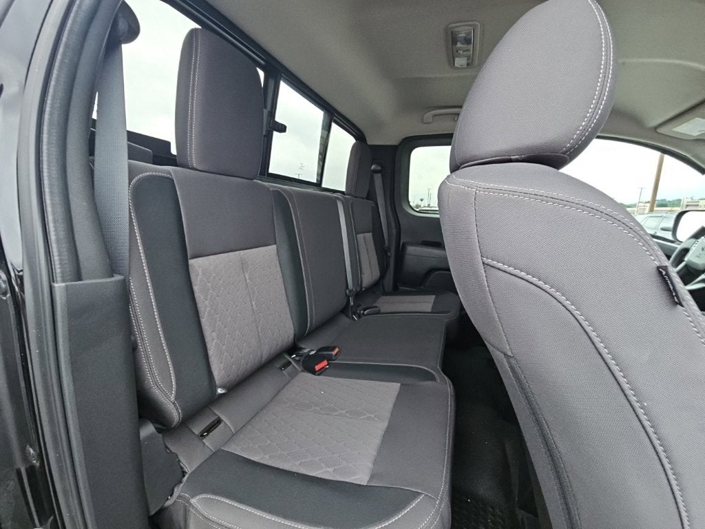 2023 Nissan TITAN King Cab S 4x4