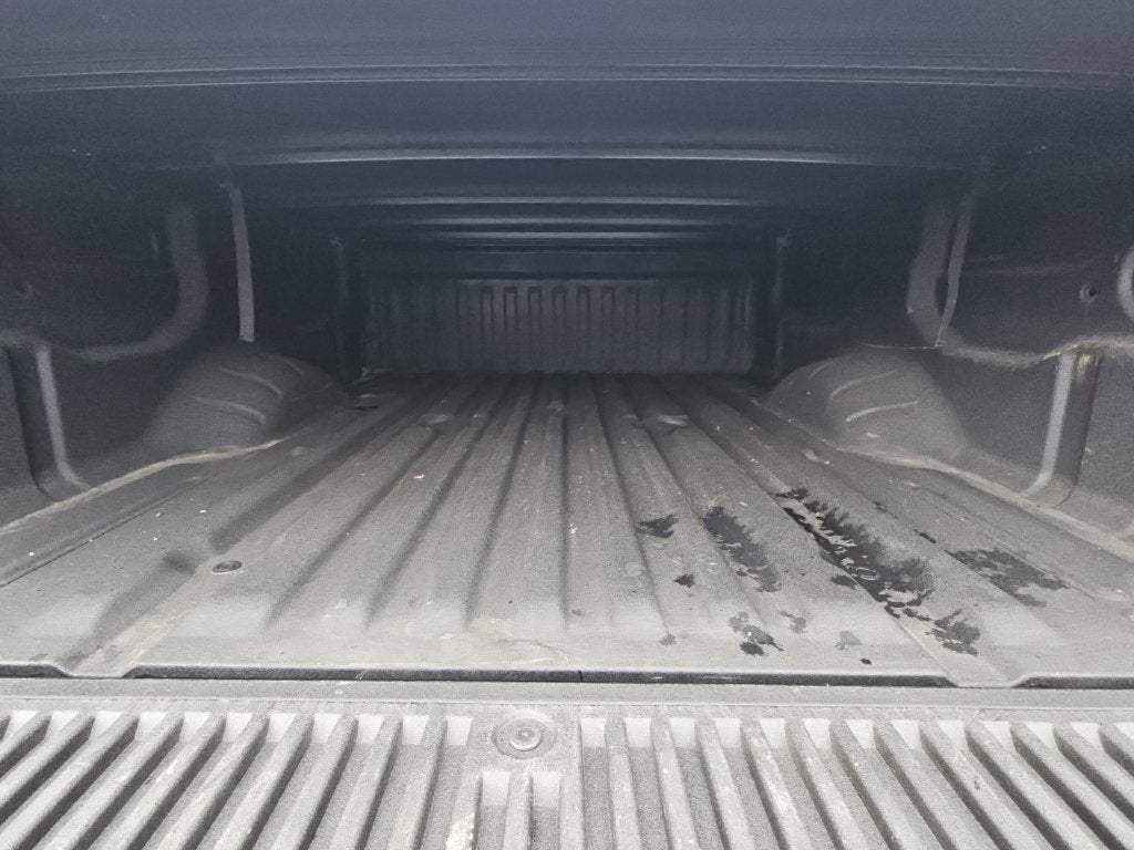 2023 Nissan TITAN King Cab S 4x4
