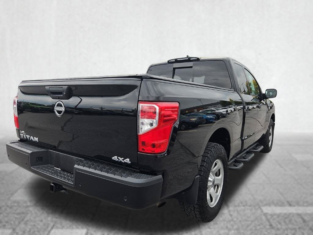 2023 Nissan TITAN King Cab S 4x4