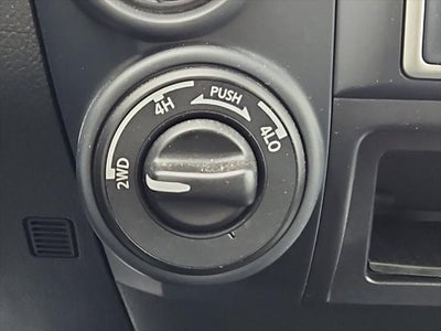 2023 Nissan TITAN King Cab S 4x4