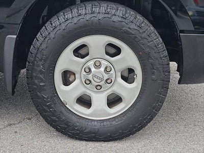 2023 Nissan TITAN King Cab S 4x4