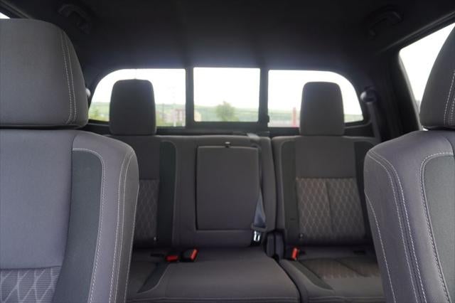 2024 Nissan TITAN Crew Cab SV 4x4