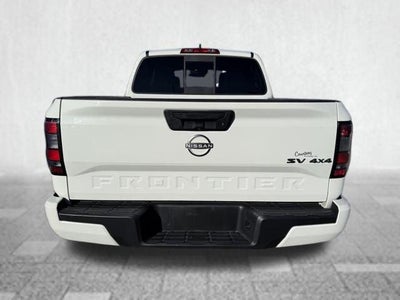2022 Nissan Frontier Crew Cab SV 4x4