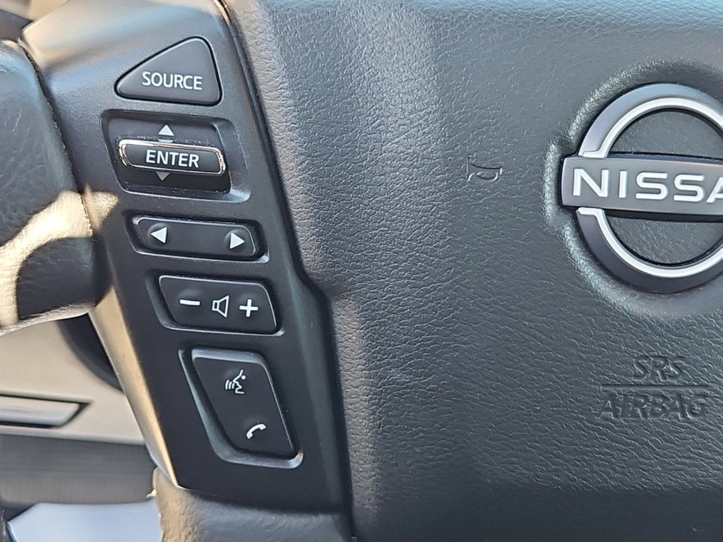 2024 Nissan Frontier Crew Cab SL 4x4