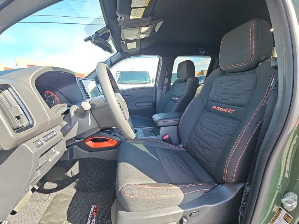 2026 Nissan Frontier Crew Cab PRO-4X 4x4