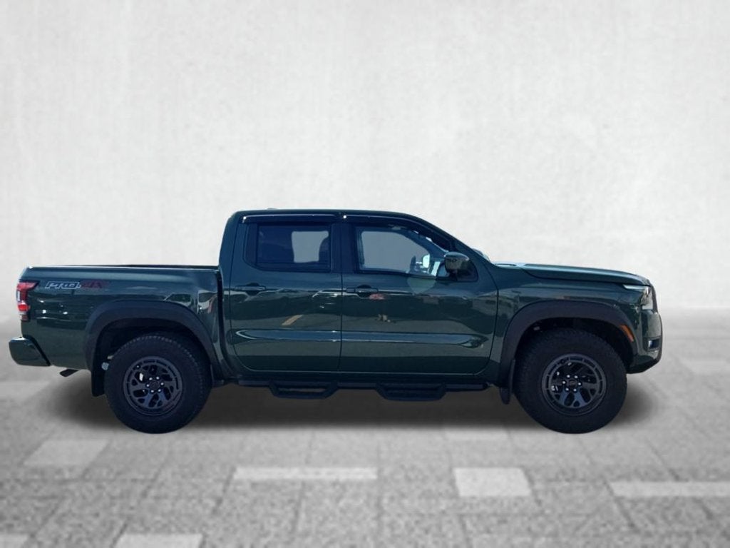 2026 Nissan Frontier Crew Cab PRO-4X 4x4