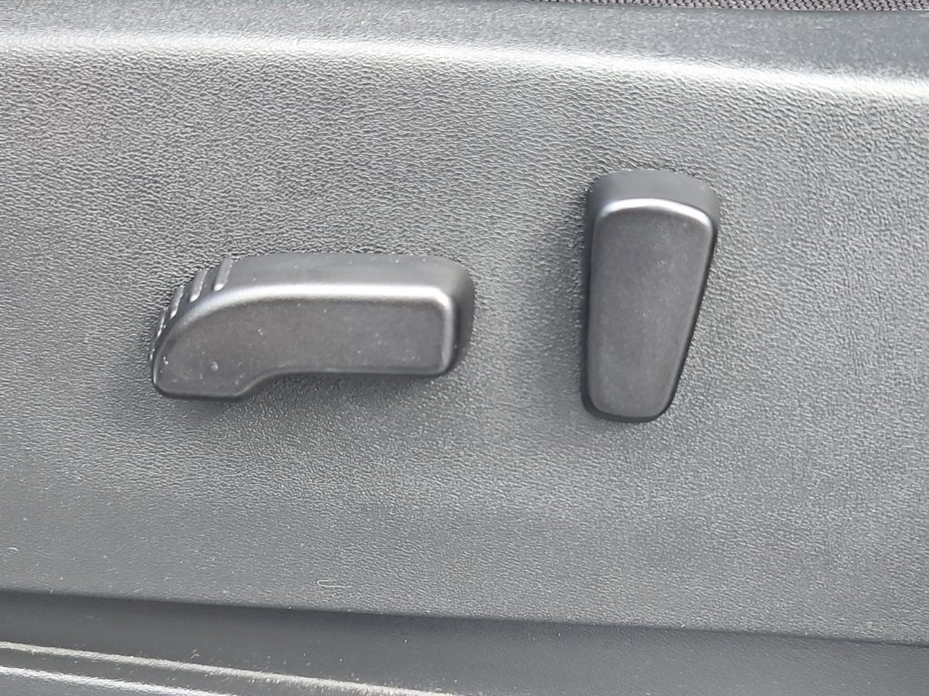 2023 Nissan Frontier Crew Cab SV 4x4