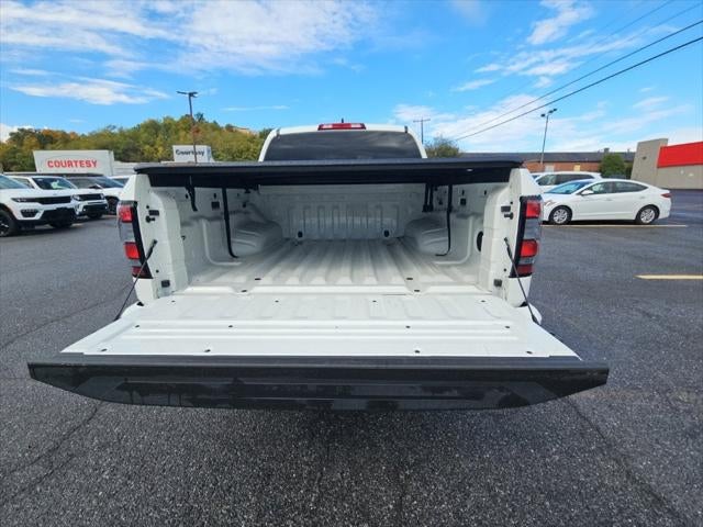 2023 Nissan Frontier Crew Cab SV 4x4