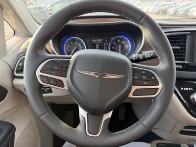 2024 Chrysler Voyager LX